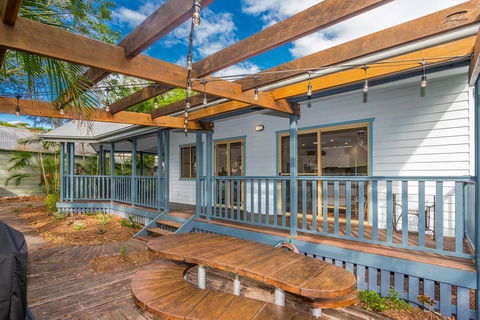 A PERFECT STAY - Barefoot Lane - Beach House - Yamba Accommodation 2