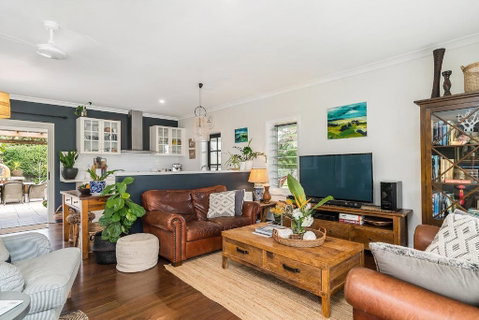 A PERFECT STAY - Byron Hills Hinterland Retreat - Yamba Accommodation 2