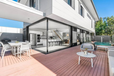 A PERFECT STAY - Catalina's - Yamba Accommodation 1