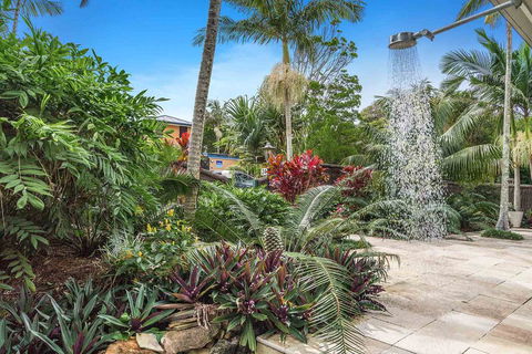 A PERFECT STAY - Cavvanbah Seaside Cottage - Yamba Accommodation 3
