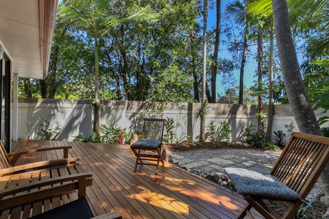 A PERFECT STAY - Mahogany Lodge - Yamba Accommodation 0