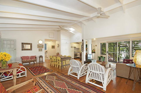 A SWEET ESCAPE - Aluna - Yamba Accommodation 1