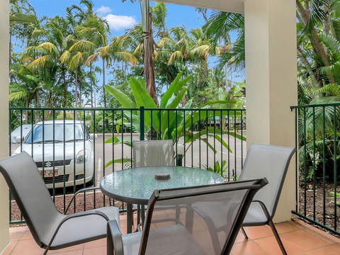 A Taste Of The Tropics - Yamba Accommodation 3