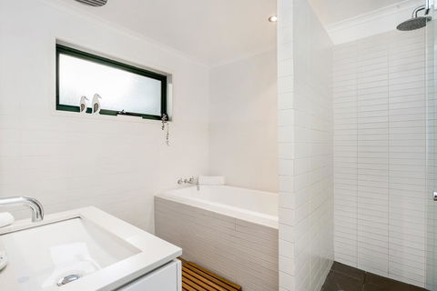 A Top Spot - Yamba Accommodation 2