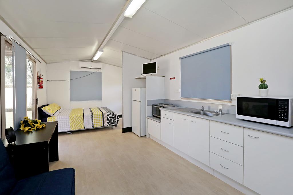 Menzies QLD Yamba Accommodation
