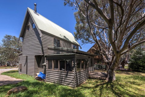 Aaragon - Yamba Accommodation 2