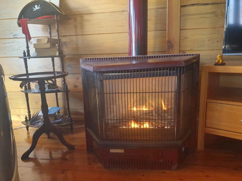 Abelia Cottages SPA Lakeside COTTAGE No 2 - Yamba Accommodation 1