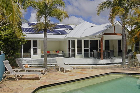 Abode @ Byron - Yamba Accommodation 0