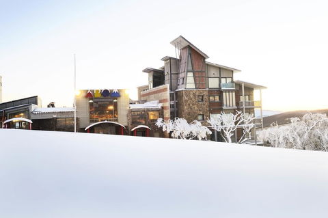 Abom Hotel - Yamba Accommodation 2