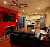 About Time Retreats- Studio Seven - Yamba Accommodation