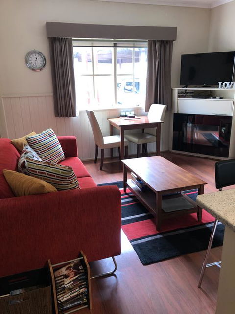 About Time Retreats- Studio Three - Yamba Accommodation 3