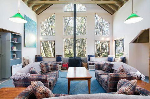 Absinthe - Yamba Accommodation 1