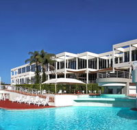 Absolute Beachfront Opal Cove Resort - Yamba Accommodation