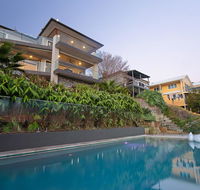 Absolute Waterfront Lakehouse Fishing Point Waterfront Pool Jetty - Yamba Accommodation