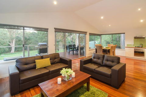 Acacia Chalets Margaret River - Yamba Accommodation 1