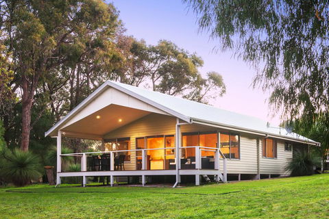 Acacia Chalets Margaret River - Yamba Accommodation 0