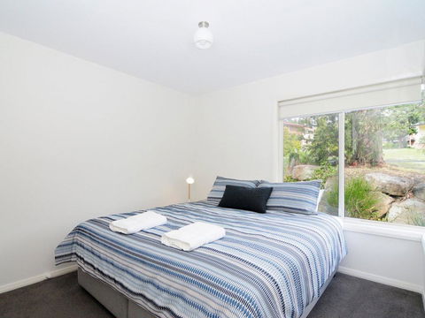 Acacia On Orion :: Jervis Bay Rentals - Yamba Accommodation 2