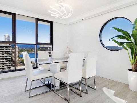 Acapulco 2 Bed Ocean View Surfers Paradise - Yamba Accommodation 2