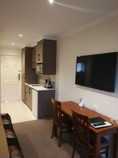 Addison Motor Inn - Yamba Accommodation 3