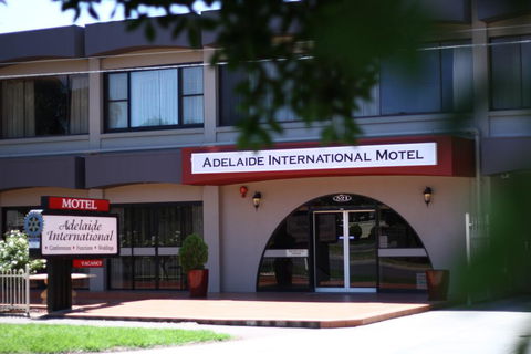 Adelaide International Motel - Yamba Accommodation 2