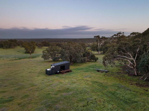 Dylan The Tiny Cabin In Chittering - Yamba Accommodation 3