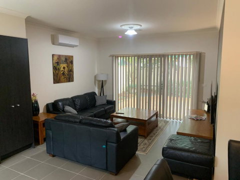 Elmsford Cottage - Yamba Accommodation 3