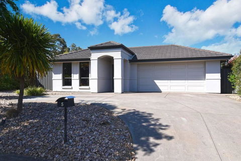 Entire Home In Mount Barker - Yamba Accommodation 4