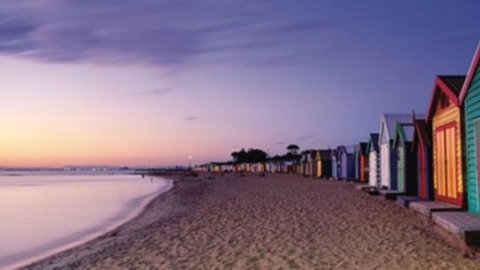 Esplanade Escape To The Brighton Beach Boxes - Yamba Accommodation 3