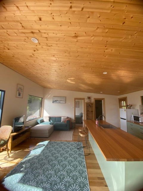 Evergreen Cabin - Yamba Accommodation 2