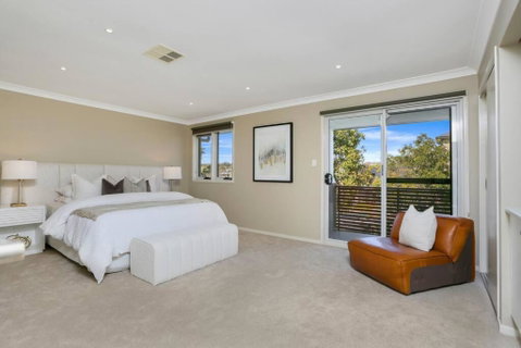Entire Home In Park Central - Family-Friendly Getaway - Walk To Parks, Shops And Transport In Macarthur - Yamba Accommodation 1