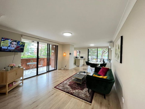 Fabulous 2 Bedroom Apartment, Secured Free Parking - Yamba Accommodation 0