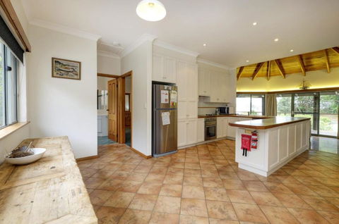 Far Shore - Yamba Accommodation 4