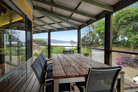 Far Shore - Yamba Accommodation 2