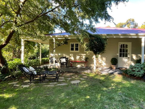 Fleetwood Cottage Bed And Breakfast - Yamba Accommodation 2