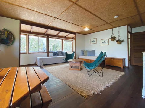 FLINDERS BEACHHOUSE - Yamba Accommodation 4