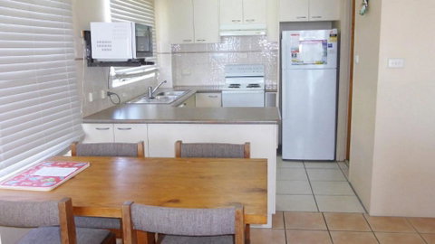 Flinders Lodge 4, 4 - 22 Clarence St - Yamba Accommodation 1