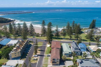 Flinders Lodge Unit 1 with Yamba Accommodation
