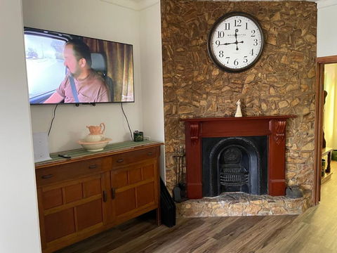 Florence Lodge - Yamba Accommodation 3