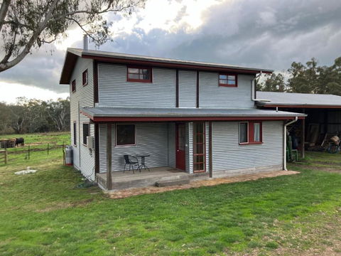 Grannies Lane Cottage - Yamba Accommodation 0
