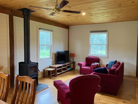 Grannies Lane Cottage - Yamba Accommodation 2