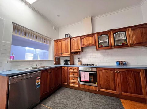 Group House With Views Of The Salt Pool And Spa - Yamba Accommodation 1