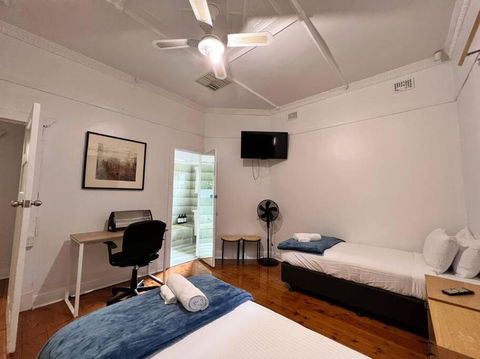 Group House With Views Of The Salt Pool And Spa - Yamba Accommodation 2