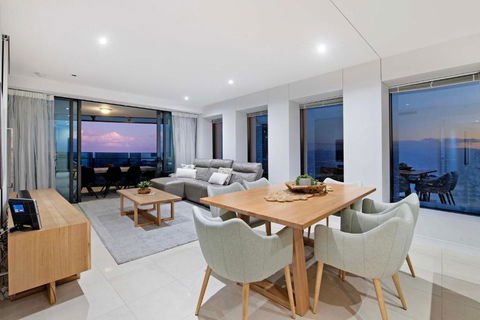 GUARANTEED OCEAN VIEW - Level 16 And Up - Soul Surfers Paradise - Self Contained &Privately Managed - Yamba Accommodation 4