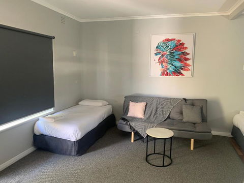 Hello Adelaide Motel And Apartments - Yamba Accommodation 2