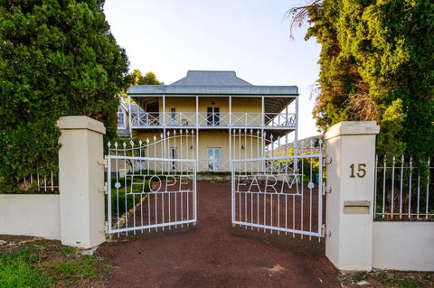 Hope Farm Guesthouse - Yamba Accommodation 3