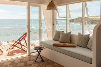 Il Delfino Seaside Inn with Yamba Accommodation