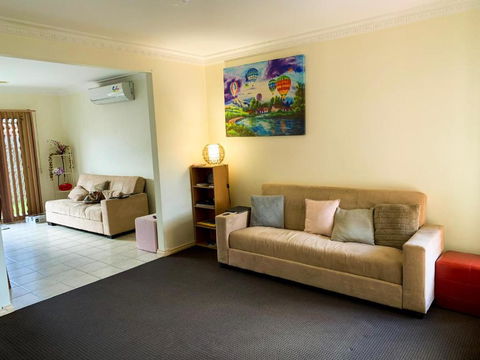In The Heart Of Epping Shared House - Yamba Accommodation 3