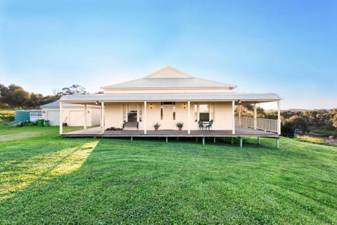 Hopkins River Homestead - Yamba Accommodation 0