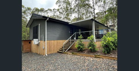 Island Haven Wood - Yamba Accommodation 0
