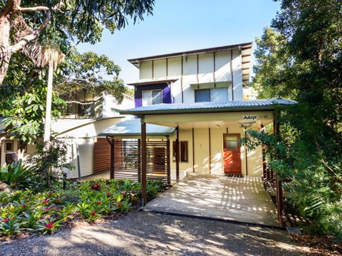 Adrift - Yamba Accommodation 0
